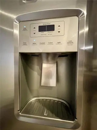 Propiedad en alquiler con 3 habitaciones y 2 baños en Chicago