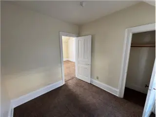 Propiedad en alquiler con 3 habitaciones y 1 baño en South Milwaukee