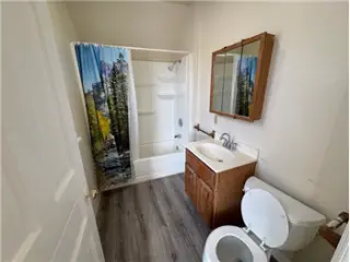 Propiedad en alquiler con 3 habitaciones y 1 baño en South Milwaukee