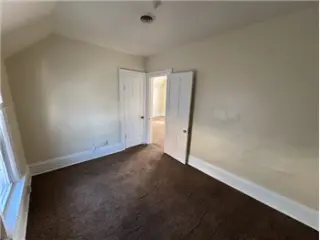 Propiedad en alquiler con 3 habitaciones y 1 baño en South Milwaukee