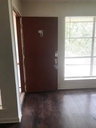 Propiedad en alquiler con 2 habitaciones y 1 baño en Duson