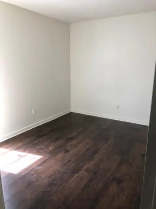 Propiedad en alquiler con 2 habitaciones y 1 baño en Duson