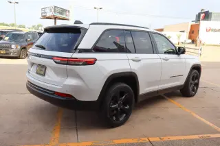2023 Jeep Grand Cherokee Altitude 4x4