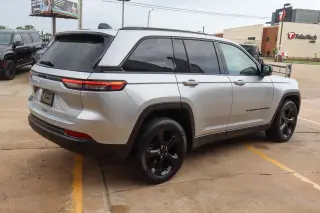 2023 Jeep Grand Cherokee Altitude 4x4