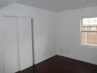 Propiedad en alquiler con 3 habitaciones y 2 baños en East Orange