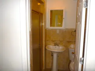 Propiedad en alquiler con 3 habitaciones y 2 baños en East Orange