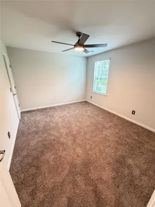 Propiedad en alquiler con 4 habitaciones y 2.5 baños en Savannah