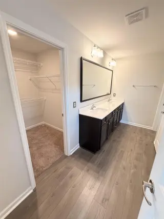 Propiedad en alquiler con 4 habitaciones y 2.5 baños en Savannah