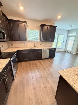 Propiedad en alquiler con 4 habitaciones y 2.5 baños en Savannah