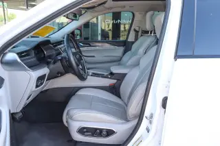 2022 Jeep Grand Cherokee Overland 4x4