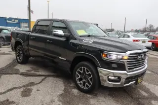 2025 RAM 1500 Laramie 4x4 Crew Cab 5'7 Box
