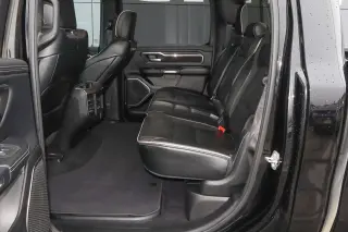 2025 RAM 1500 Laramie 4x4 Crew Cab 5'7 Box