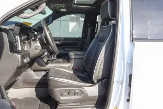 2023 GMC Sierra 1500 4WD Crew Cab 147 AT4X