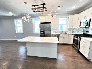 Propiedad en alquiler con 4 habitaciones y 2 baños en Malden