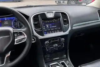 Chrysler 300 2023 Touring L 4dr Sedan