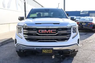 2022 GMC Sierra 1500 4WD Crew Cab 147 SLT