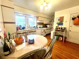 Propiedad en alquiler con 3 habitaciones y 1 baño en Somerville