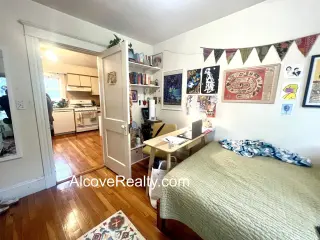 Propiedad en alquiler con 3 habitaciones y 1 baño en Somerville