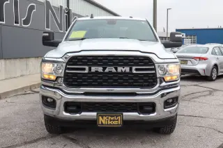 2023 RAM 2500 Big Horn 4x4 Crew Cab 8' Box