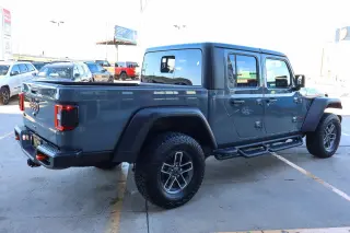 2024 Jeep Gladiator Mojave 4x4