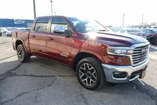 2025 RAM 1500 Laramie 4x4 Crew Cab 5'7 Box