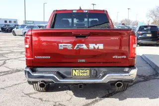 2025 RAM 1500 Laramie 4x4 Crew Cab 5'7 Box