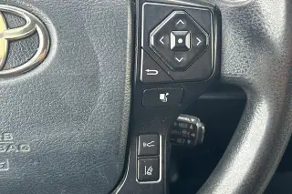 Toyota Tundra 2019 4x2 SR5 4dr Double Cab Pickup SB (4.6L V8)