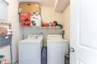 Propiedad en alquiler con 4 habitaciones y 2 baños en Chicago