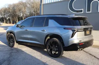 2025 Chevrolet Traverse FWD 4dr RS w/1RS