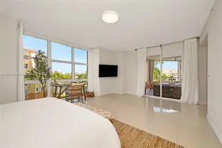 Propiedad en alquiler con 3 habitaciones y 3 baños en Key Biscayne
