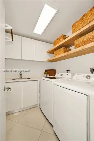 Propiedad en alquiler con 3 habitaciones y 3 baños en Key Biscayne
