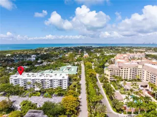 Propiedad en alquiler con 2 habitaciones y 2 baños en Key Biscayne