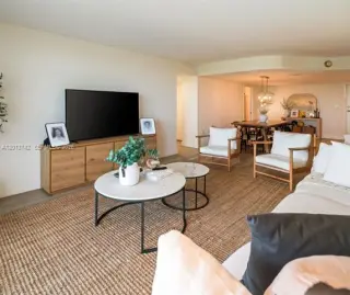 Propiedad en alquiler con 2 habitaciones y 2 baños en Key Biscayne