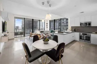 Propiedad en alquiler con 2 habitaciones y 2 baños en Miami