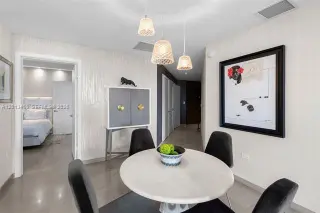 Propiedad en alquiler con 2 habitaciones y 2 baños en Miami