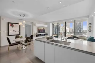 Propiedad en alquiler con 2 habitaciones y 2 baños en Miami