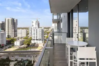 Propiedad en alquiler con 2 habitaciones y 2 baños en Miami