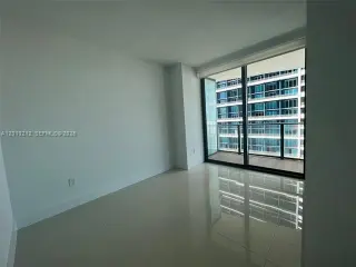 Propiedad en alquiler con 2 habitaciones y 2 baños en Miami