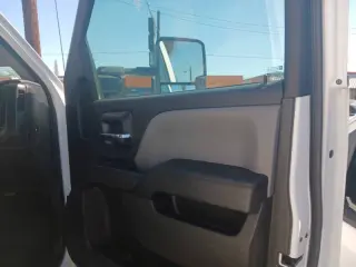 2022 Chevrolet Silverado 5500HD