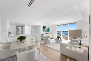 Propiedad en alquiler con 2 habitaciones y 2 baños en Miami Beach