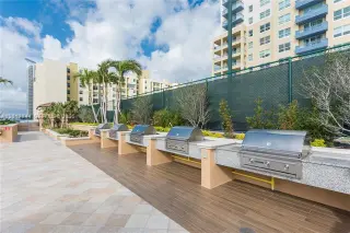 Propiedad en alquiler con 2 habitaciones y 2 baños en Miami Beach