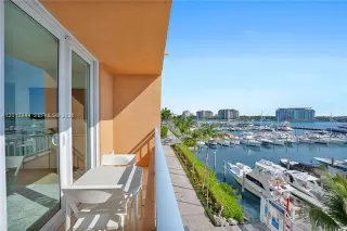 Propiedad en alquiler con 2 habitaciones y 2 baños en Miami Beach