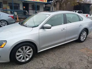 2013 Volkswagen Passat SEL Premium