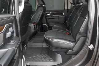 2024 RAM 3500 Laramie 4x4 Crew Cab 8' Box