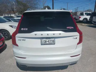 2019 Volvo XC90 T6 Momentum
