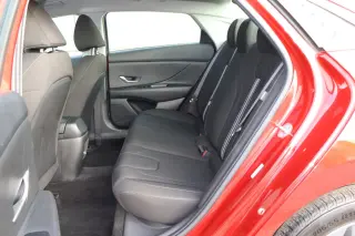 2024 Hyundai Elantra SEL IVT