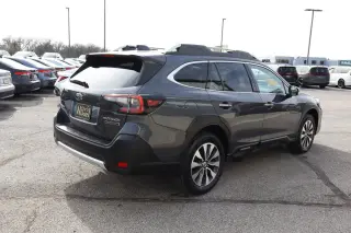 2024 Subaru Outback Touring XT AWD