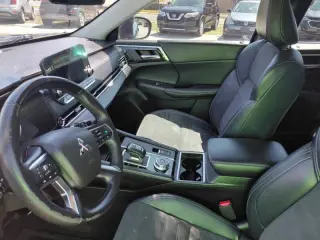 2022 Mitsubishi Outlander SE Launch Edition