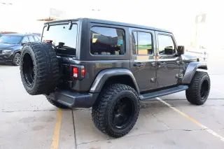 2020 Jeep Wrangler Unlimited Sahara 4x4