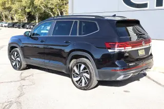 2025 Volkswagen Atlas 2.0T SE w/Technology FWD